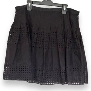 Gap Women’s Size 8 Solid Black Eyelet Zip Flare Skater Skirt NWT